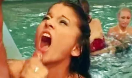 cewek seksi nunggangin bokep barat yg ada ceritanya kemaluan