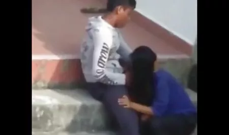 Kejahatan situs bokep barat gratis manis puting merah muda!