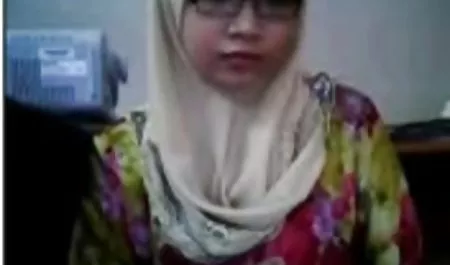 Rambut pirang video bokep semi barat Deutsche wird dalam menonton!