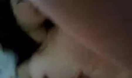 Toket kencang streaming bokep manca pantat besar cewek dengan kacamata 4